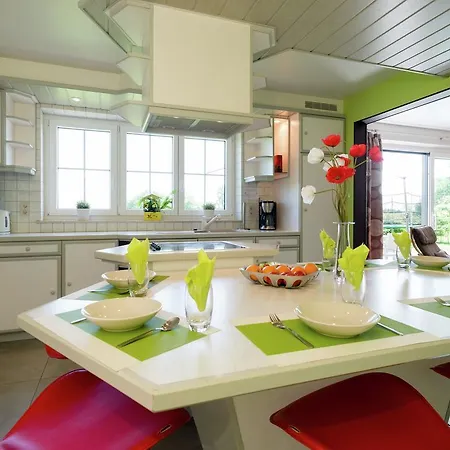 Cozy Holiday In With Private Garden