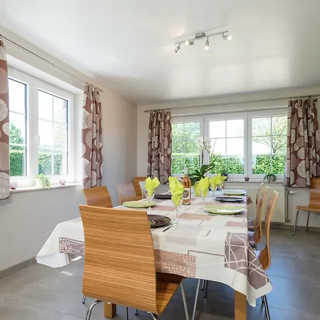 Cozy Holiday In With Private Garden