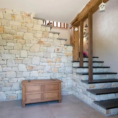 Сasa de vacaciones Cozy Holiday In With Private Garden
