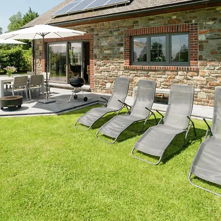 Cozy Holiday In With Private Garden Сasa de vacaciones *